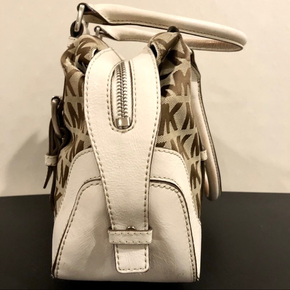 GUC MICHAEL Michael Kors Signature Canvas Satchel - Picture 4 of 15